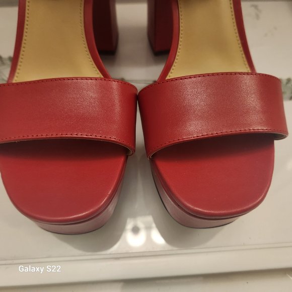 Michael Kors Red Leather Platform Block Heeled Sandals. NWT. Various - Picture 5 of 9